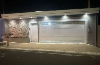 Casa com 3 quartos à venda no Parque dos Ipês, Marília 