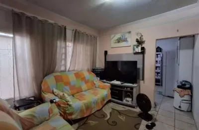 Casa à venda na zona norte de marília com 3 dormitórios e garagem para 2 veículos