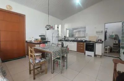 Casa à venda, 3 quartos, 1 suíte, 6 vagas, palmital - marília/sp