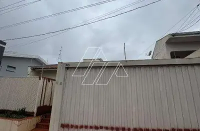 Casa com 3 quartos à venda no Jardim Parati, Marília 