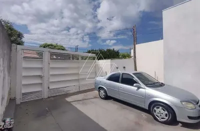 Ótimo imóvel com sala, cozinha, 2 dormitórios 1 sendo suíte, 1wc social, área de serviço, 2 vagas de garagem