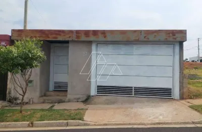 Ótimo imóvel, com sala, cozinha, 2 dormitorios, 1 banheiro social, área de serviço, quintal e 2 vagas de garagem. toda em piso frio e lage.