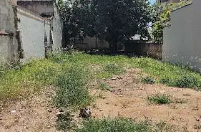 Terreno à venda no Jardim Marília, Marília 