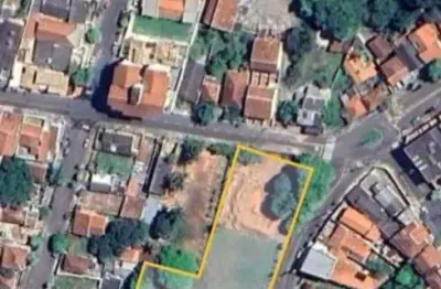 Terreno em condomínio fechado à venda no Jardim Dirceu, Marília 
