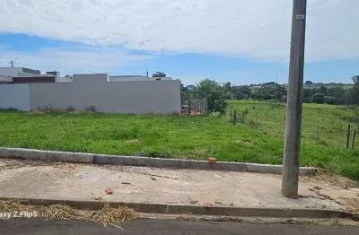 Terreno à venda na Rua Julio Amaro de Souza, Jardim Florença, Marília