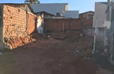 Terreno à venda no Palmital, Marília 