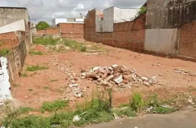 Terreno à venda no Jardim Planalto, Marília 