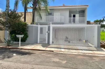 Sobrado com 3 dormitórios à venda, 300 m² por r$ 870.000,00 - jardim acapulco - marília/sp
