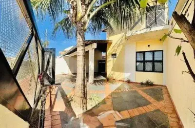 Sobrado com 3 dormitórios à venda por r$ 550.000,00 - jardim virgínia - marília/sp