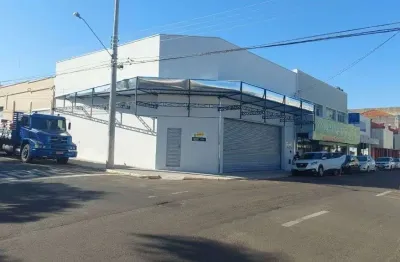 Salão para alugar, 220 m² por r$ 8.000,01/mês - centro - marília/sp
