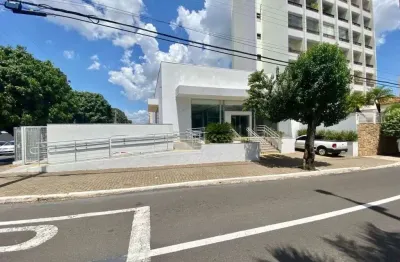 Salão para alugar com 418m² e 10 vagas no centro – marília/sp
