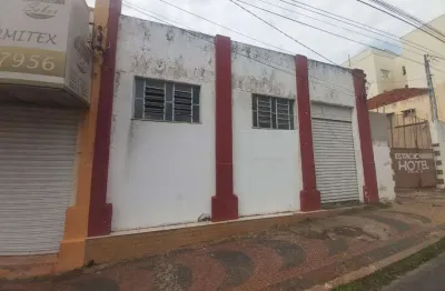 Salão para alugar, 100 m² por r$ 2.000,00/mês - centro - marília/sp