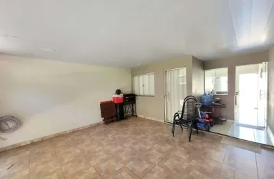 Casa com 2 quartos à venda no Núcleo Habitacional Juscelino Kubitschek, Marília 