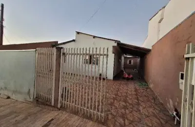 Casa com 3 dormitórios à venda, 1 m² por r$ 250.000,00 - parque dos ipês - marília/sp