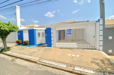 Casa com 4 dormitórios à venda, 199 m² por r$ 800.000,00 - jardim jequitibá - marília/sp