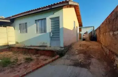 Casa à venda, 2 quartos, 3 vagas, rubens de abreu izique - marília/sp