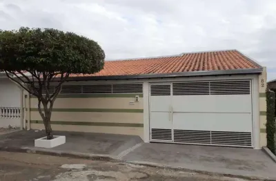 Casa com 3 dormitórios à venda, 185 m² por r$ 225.000,00 - núcleo habitacional nova marília - marília/sp