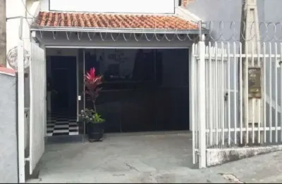 Casa à venda no Centro, Marília 