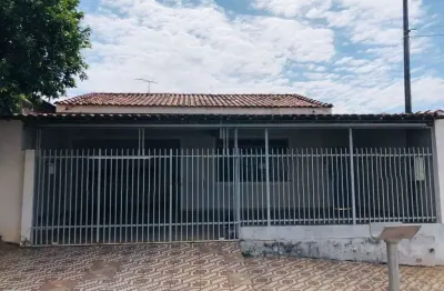 Casa com 3 dormitórios, 156 m² - venda por r$ 320.000,00 ou aluguel por r$ 2.361,00/mês - jardim pérola - marília/sp