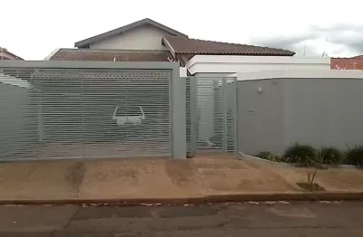 Casa com 3 dormitórios à venda, 180 m² por r$ 580.000,00 - jardim morumbi - marília/sp