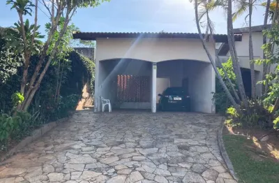 Casa com 4 quartos à venda no Jardim Marajá, Marília 