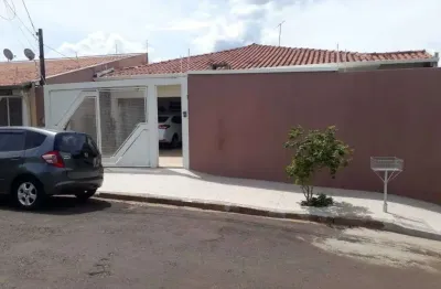 Casa com 2 quartos à venda no Jardim Cavallari, Marília 