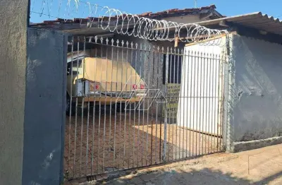 Casa com 2 quartos à venda próximo à igreja sagrada família – zona norte, marília/sp