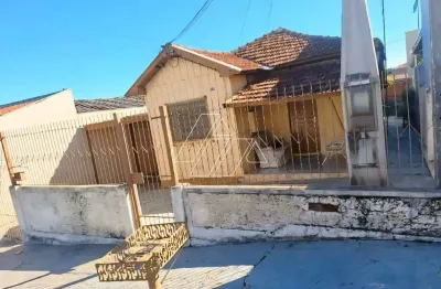 Casa com 3 quartos à venda no Lorenzetti, Marília 