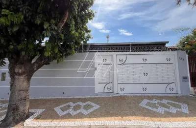Casa com 3 dormitórios (1 suíte) à venda no monte castelo – marília/sp