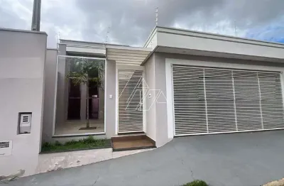 Casa com 3 quartos para alugar no Sérgio Roim (Padre Nóbrega), Marília 