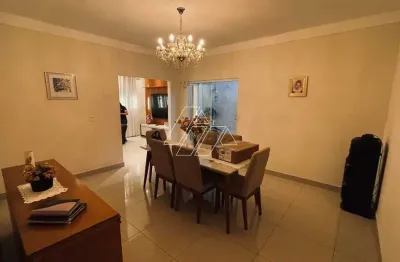 Casa à venda no Jardim Santa Antonieta, Marília 