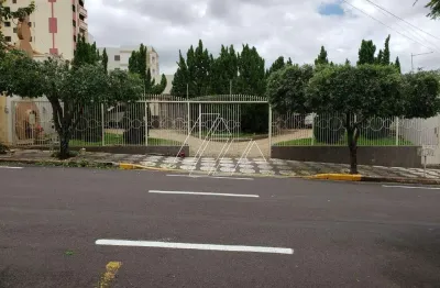 Casa Comercial/Residencial à venda em Banzato, Marília – 4 suítes, 6 banheiros, 2 salas - 1000m² terreno.