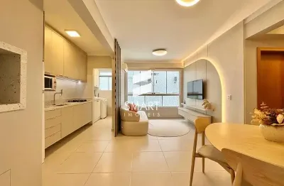 Apartamento mobiliado e decorado no bairro zona nova