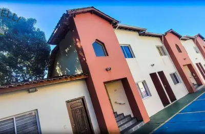 Casa com 2 dormitórios à venda, 69 m² por r$ 250.000,00 - vila arens - mongaguá/sp
