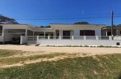 Casa com 3 quartos à venda no Guaiuba, Imbituba 