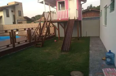 Casa na lagoa com 3 quartos, 2 banheiros e 1 suíte, alto arroio - imbituba / sc
