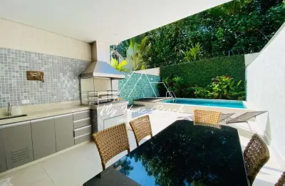 Linda casa dentro de condomínio para venda na praia de juquehy!
