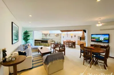 Linda casa dentro de condomínio disponível para venda na praia de juquehy !