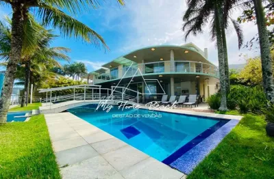 Belíssima casa frente ao mar disponível para venda na praia de juquehy !