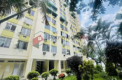 Apartamento com 2 quartos à venda na rua rodrigues pereira, turiaçu, rio de janeiro, 50 m2 por r$ 135.000