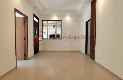 Apartamento com 2 quartos à venda na rua aracati, ramos, rio de janeiro, 70 m2 por r$ 185.000
