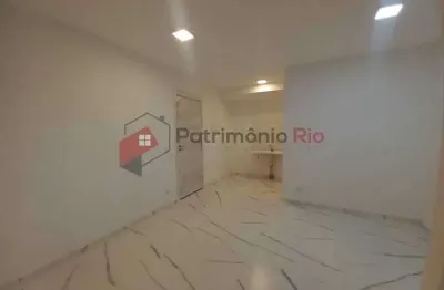Apartamento com 2 quartos à venda na rua sargento silva nunes, ramos, rio de janeiro, 42 m2 por r$ 220.000