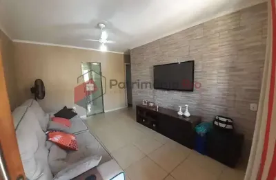 Casa com 2 quartos à venda na rua lima sucupira, irajá, rio de janeiro, 90 m2 por r$ 370.000