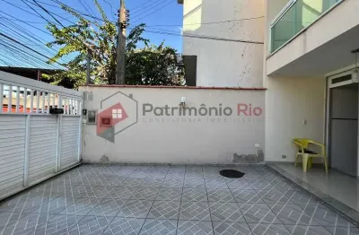 Casa com 2 quartos à venda na rua cruz jobim, irajá, rio de janeiro, 190 m2 por r$ 630.000