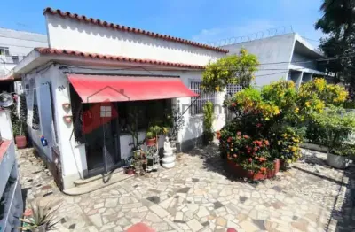 Casa com 3 quartos à venda na avenida arapogi, braz de pina, rio de janeiro, 205 m2 por r$ 430.000