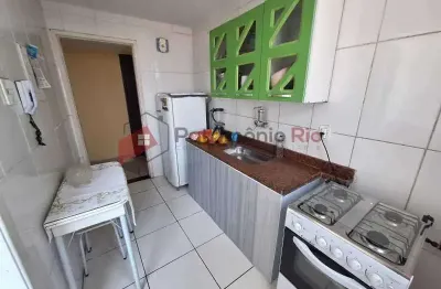 Apartamento Vila da Penha, 2quartos, varanda, elevador, 1vaga.