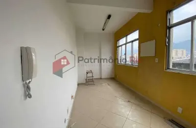 Sala comercial com 1 sala para alugar na rua frederico meier, méier, rio de janeiro, 30 m2 por r$ 500
