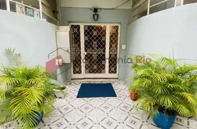 Apartamento com 2 quartos à venda na avenida meriti, vila kosmos, rio de janeiro, 61 m2 por r$ 175.000