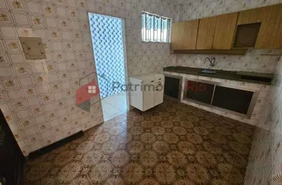 Ótimo apartamento 2 quartos +  dependência -+ vaga de garagem - bairro vista alegre