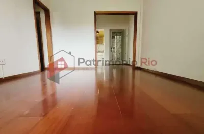 Vila Isabel - planta generosa - 2 quartos - dependência completa -Aceitando Financiamento!